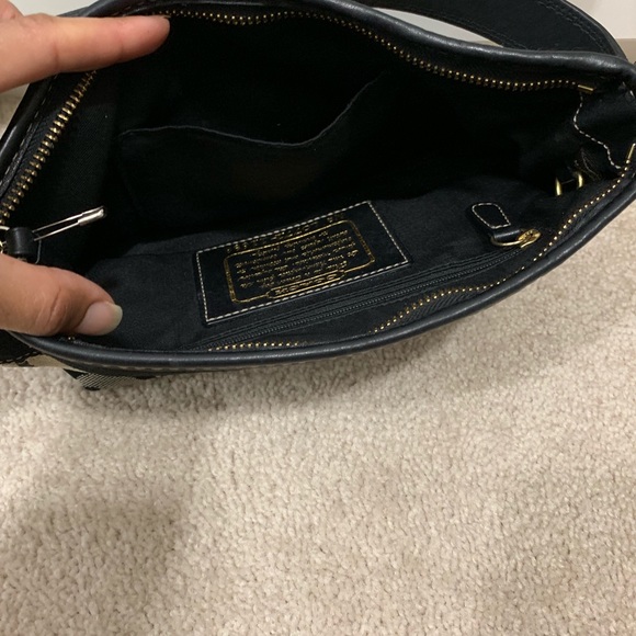 Coach purses!!💜💜💜 - Picture 3 of 6